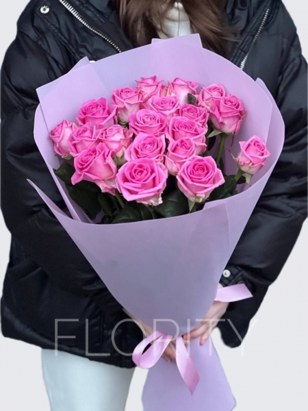 Bouquet of 19 pink roses 60 cm №40