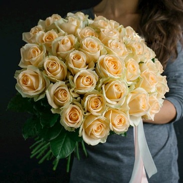  Розы поштучно